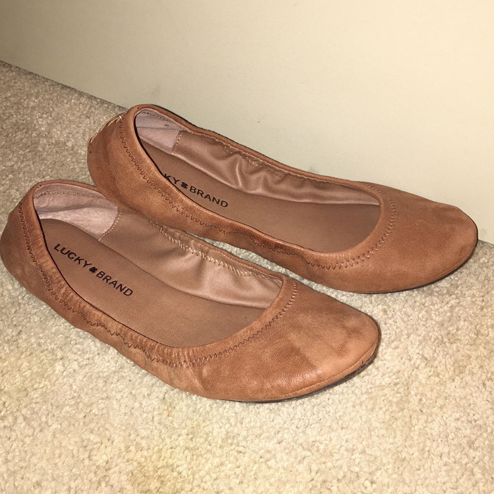 Woman’s lucky brand brown leather flats